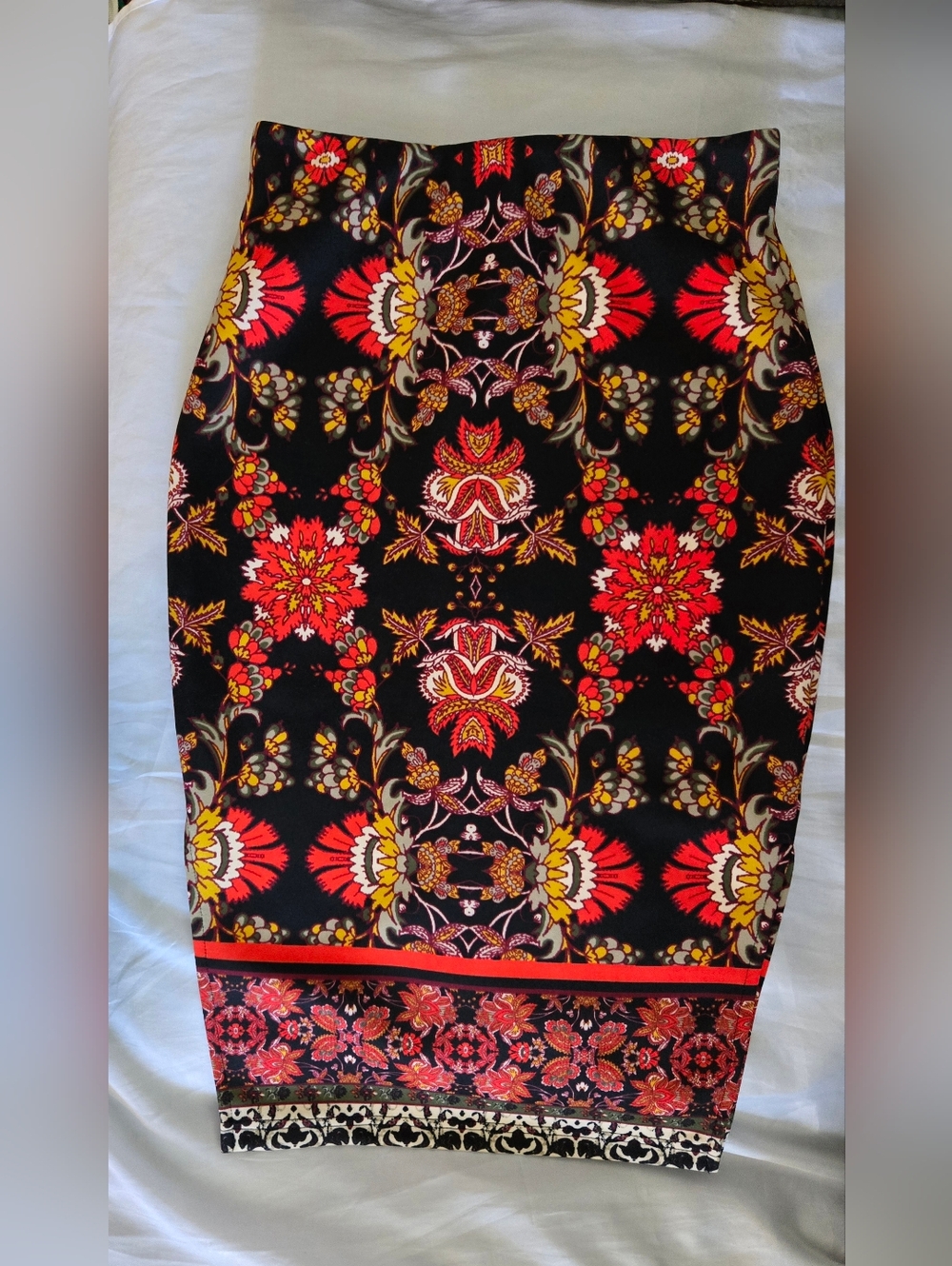 Takara Long Pencil Skirt Sz Small Multi Color Side Slits Pull On Euc